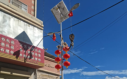 节能率翻倍：伊吾智慧路灯选单灯控制器实战指南