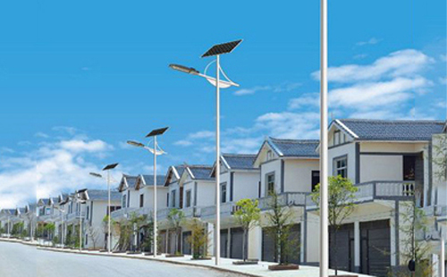 伊吾太阳能路灯配置与在乡村道路照明中的应用