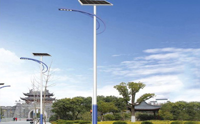 伊吾伊吾太阳能路灯价格差在哪？影响造价的4大核心因素揭秘